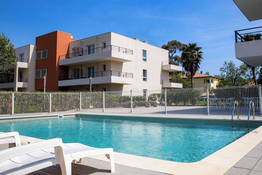 

Verona - Saint-Tropez - Comfort Aparthotel Cannes Mandelieu
