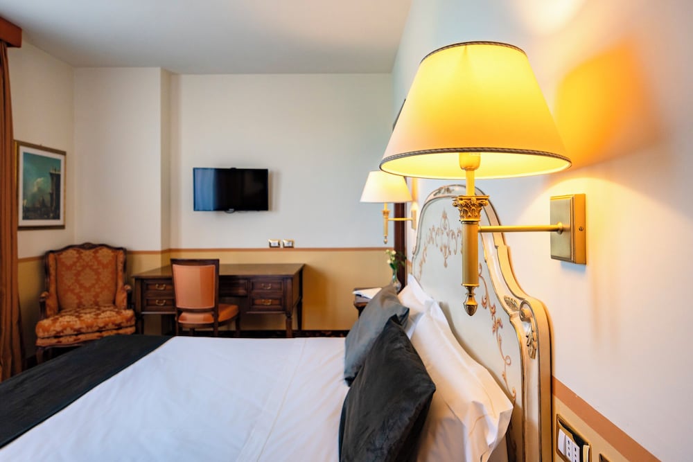 

Bari - Arezzo - Hotel Il Gentiluomo