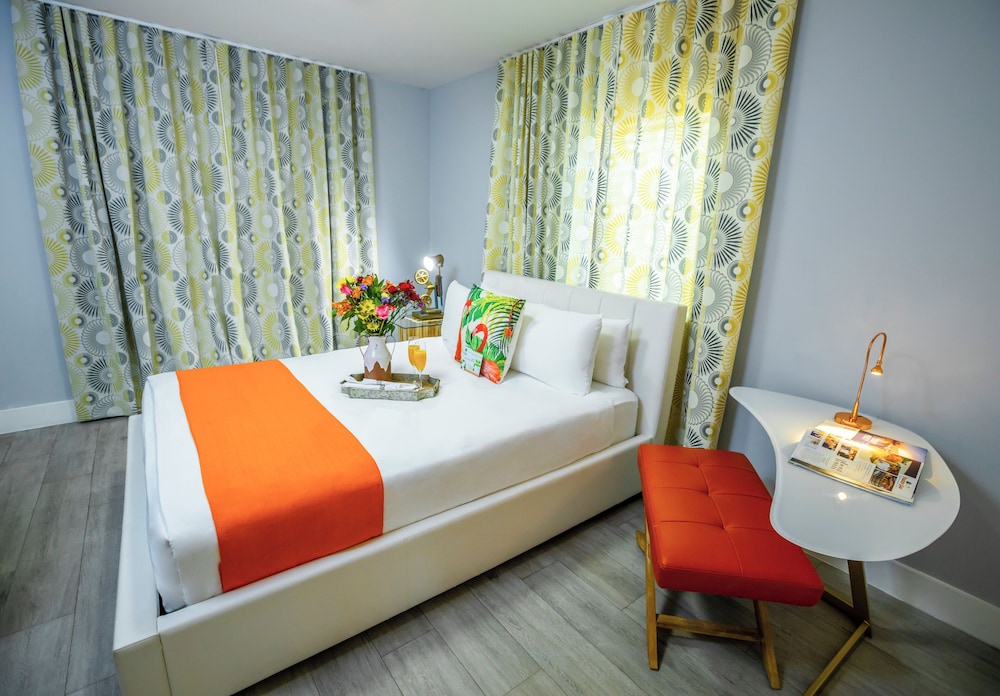 

Bari - Miami (FL) - Seaside All Suites Hotel