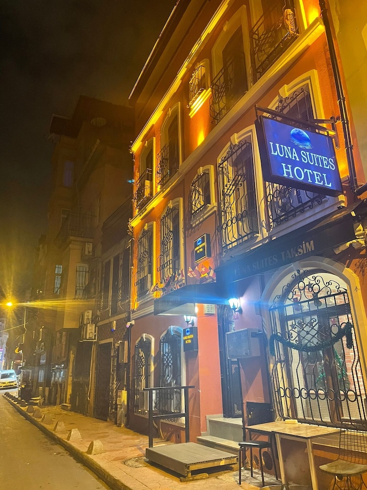 

Roma - Istanbul - Luna Suites Taksim