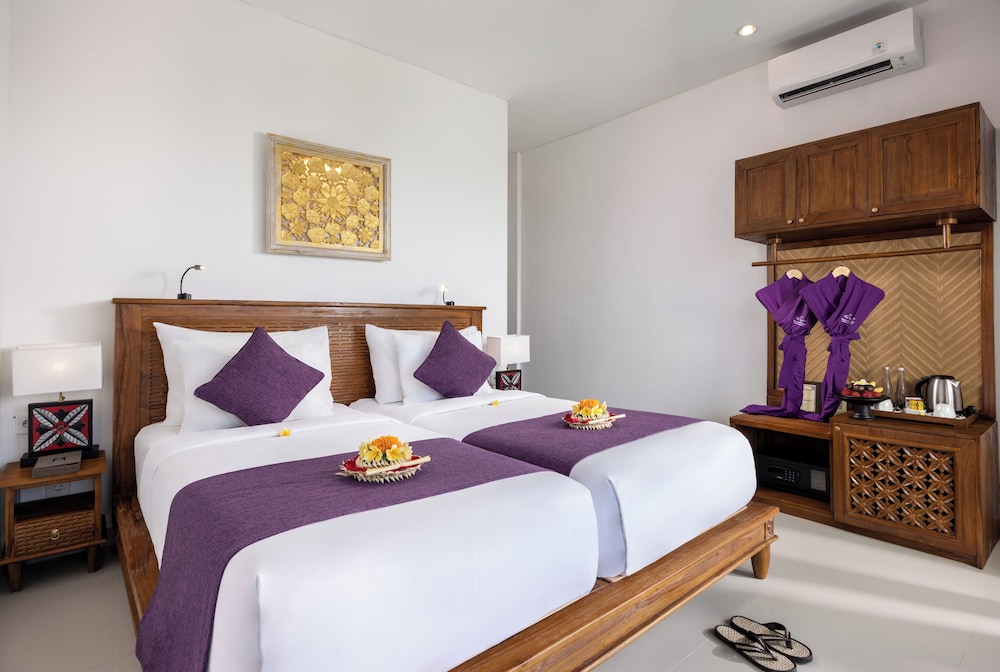 

Verona - Ketewel - Swan Paradise A Pramana Experience