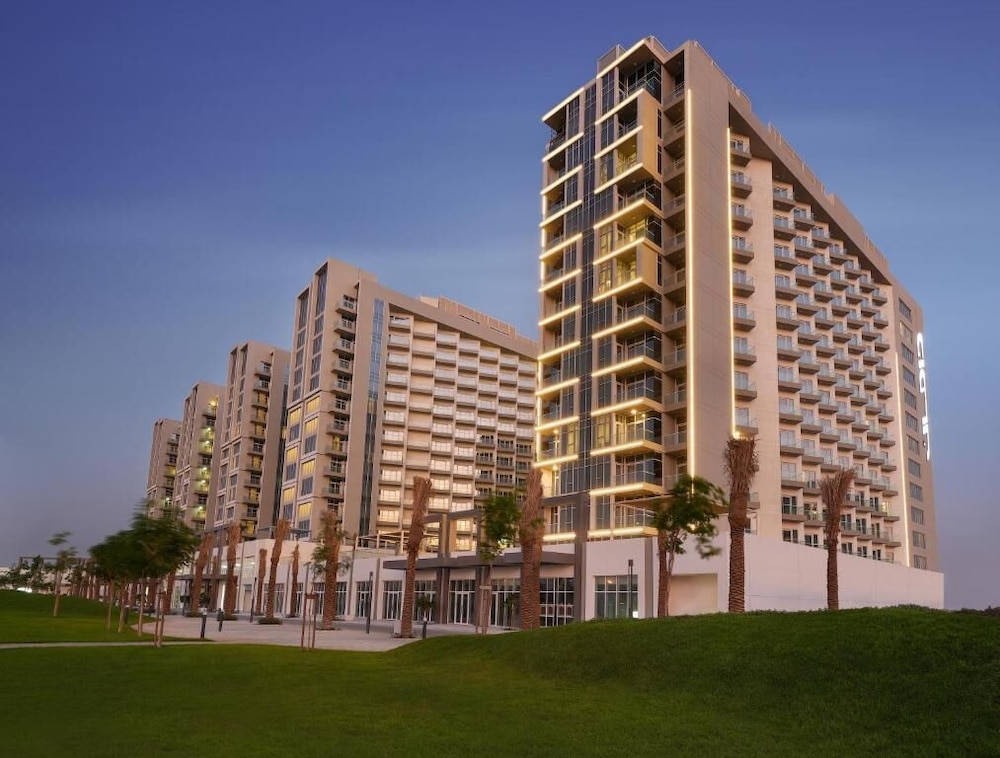 

Napoli - Dubai - DAMAC Hills 2 Hotel, an Edge by Rotana Hotel