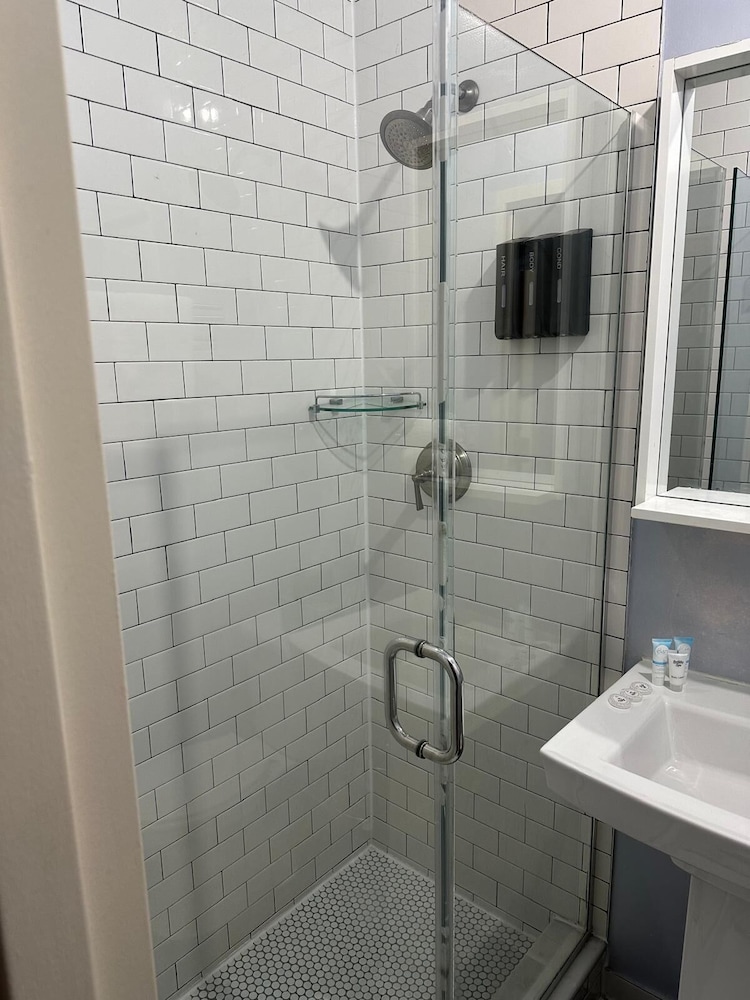 

Milano - Brooklyn (NY) - Essence hotel