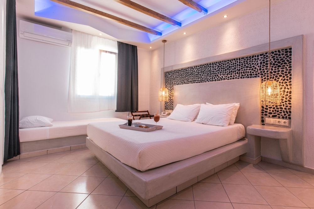 

Bologna - Pirgaki - Mikri Vigla Hotel Beach Resort
