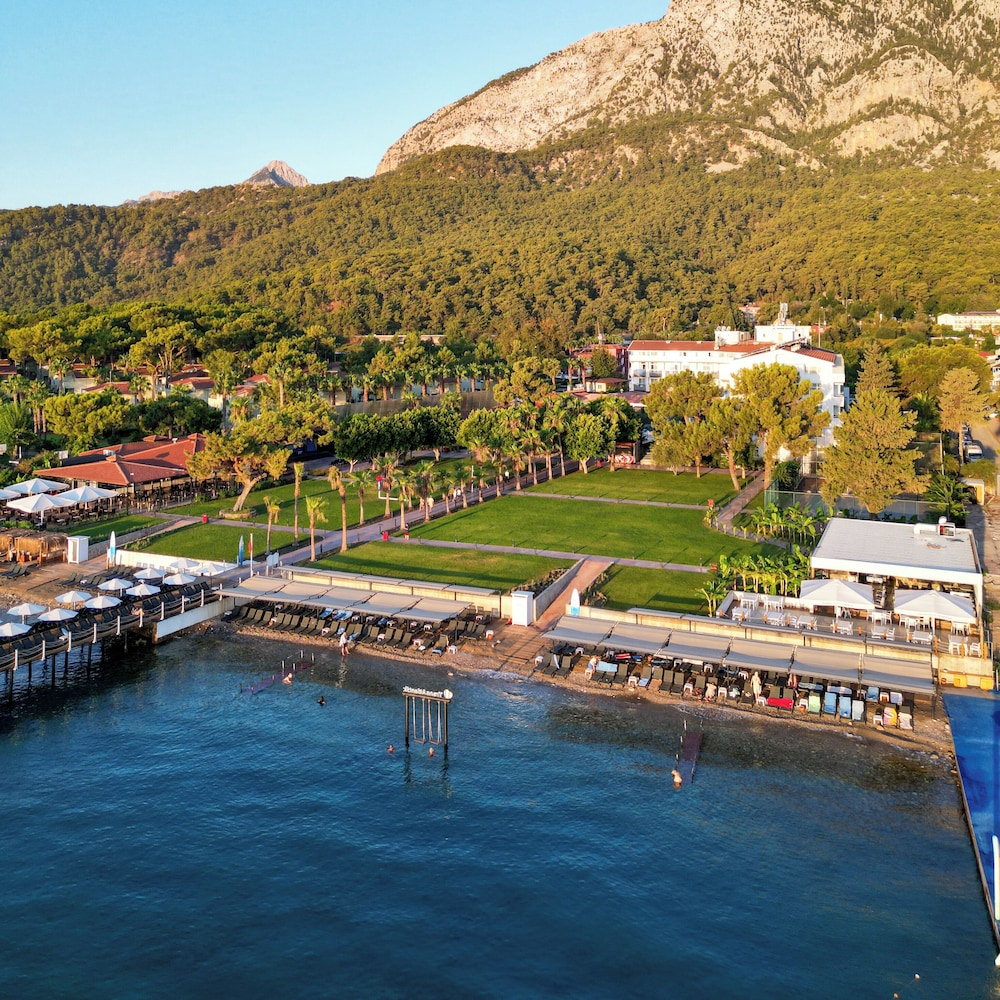 

Napoli - Konyaalti - Transatlantik Beach Beldibi - All Inclusive