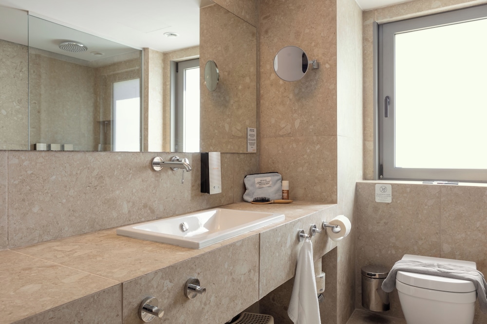

Roma - Ayia Napa - SUNWING SANDY BAY RESORT