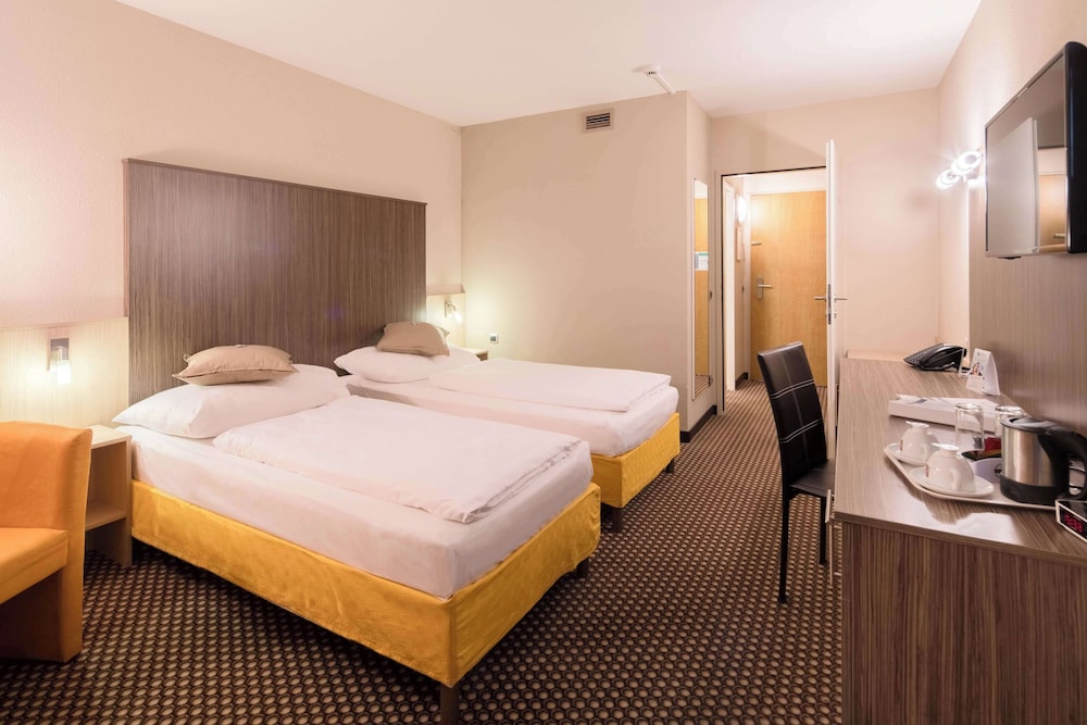 

Roma - Gumpoldskirchen - Best Western Smart Hotel