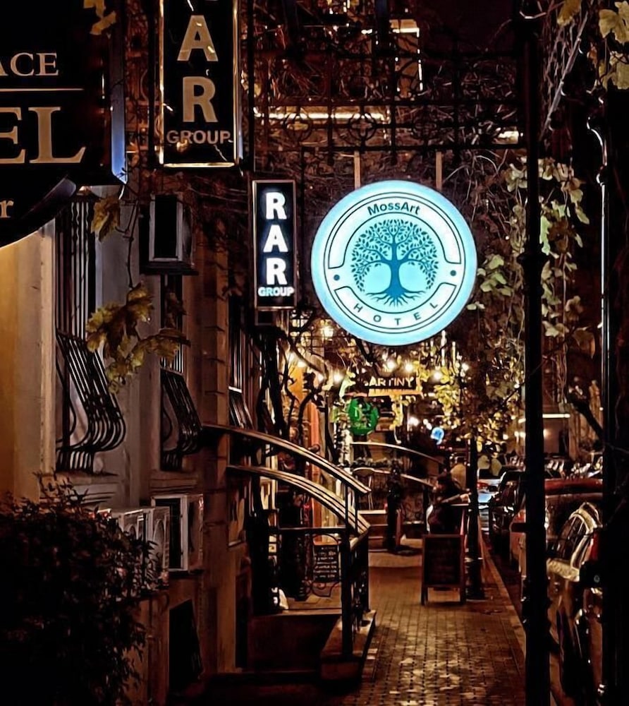 

Milano - Baku - Moss Hotel