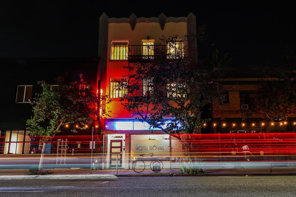 

Roma - Los Angeles (CA) - Hotel Royal