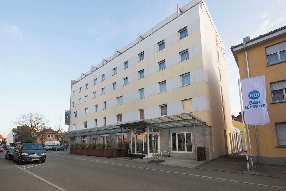 

Napoli - Singen - Best Western Hotel Lamm