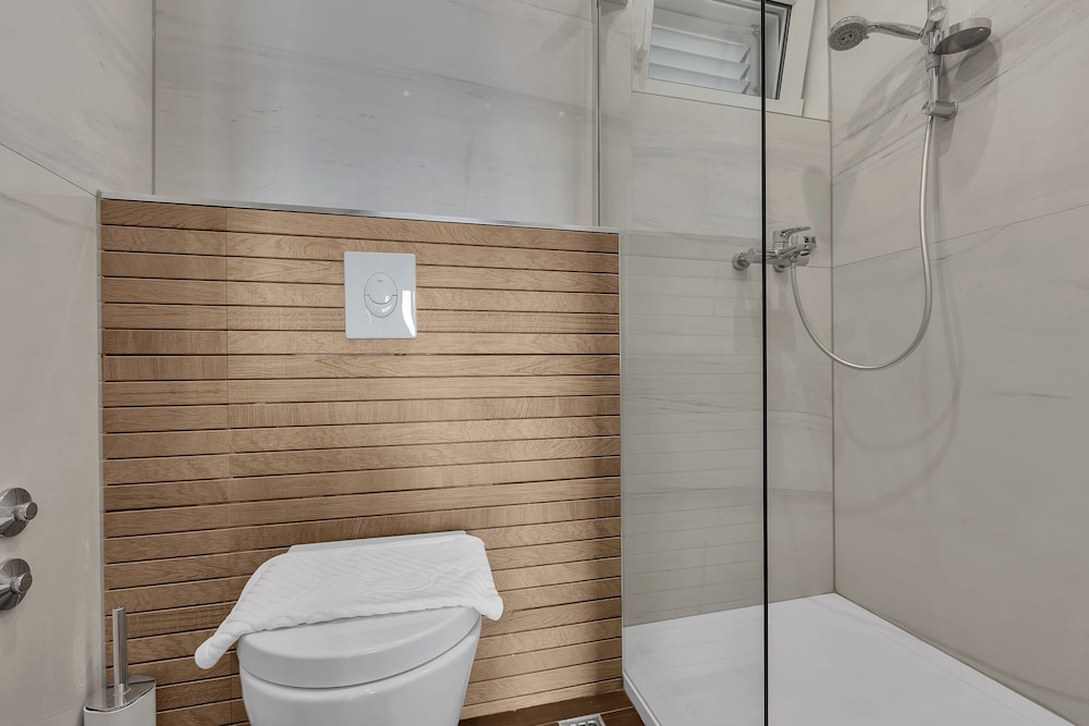 

Roma - Podstrana - Beach Hotel Božikovina