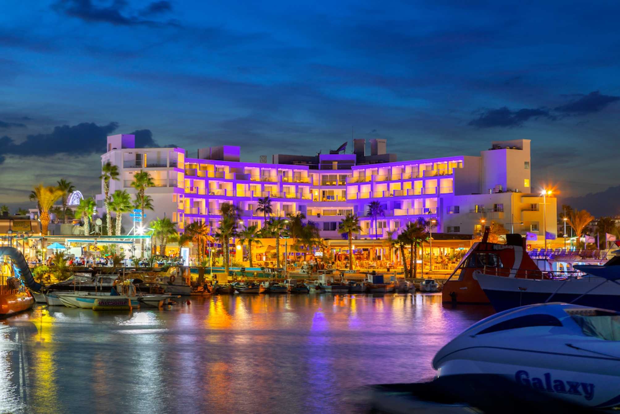 

Firenze - Ayia Napa - Limanaki Beach Hotel & Suites