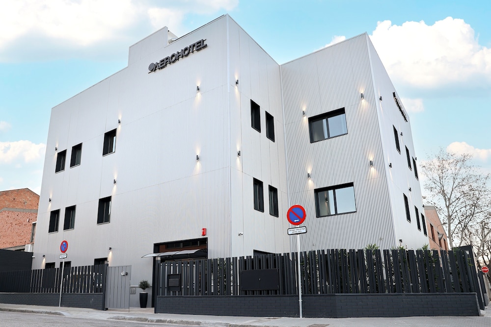 

Bari - Barcellona - AEROHOTEL BARCELONA AEROPUERTO