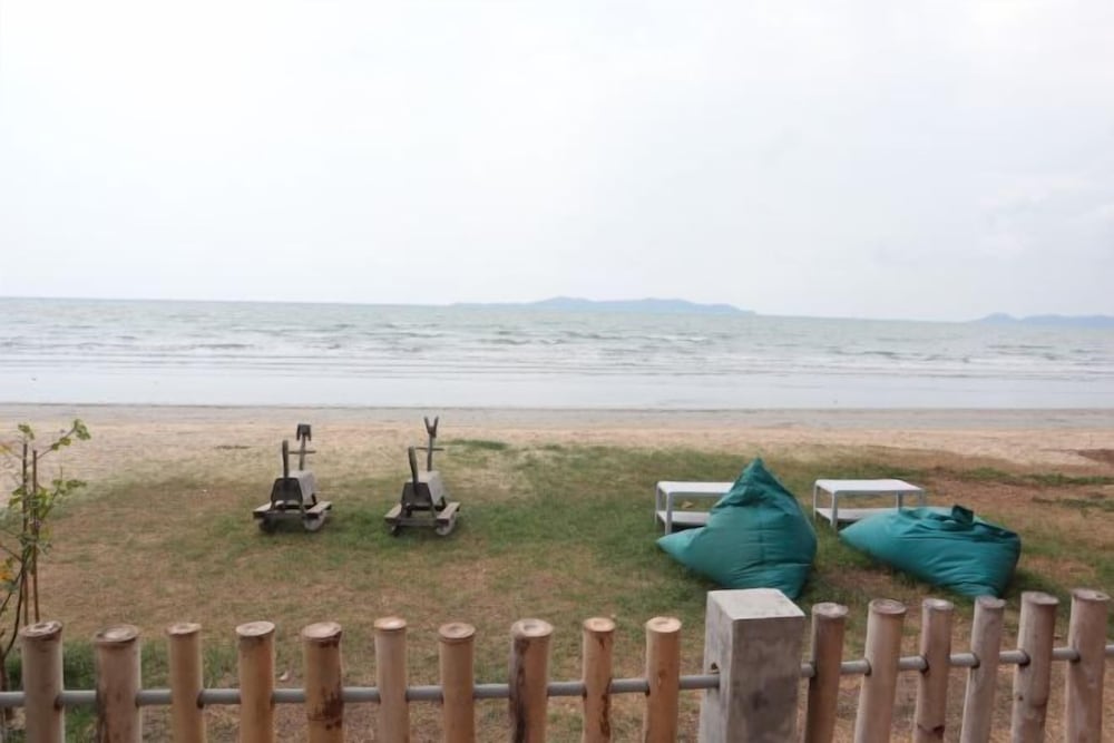 

Milano - Ko Samed - Bari Lamai Resort