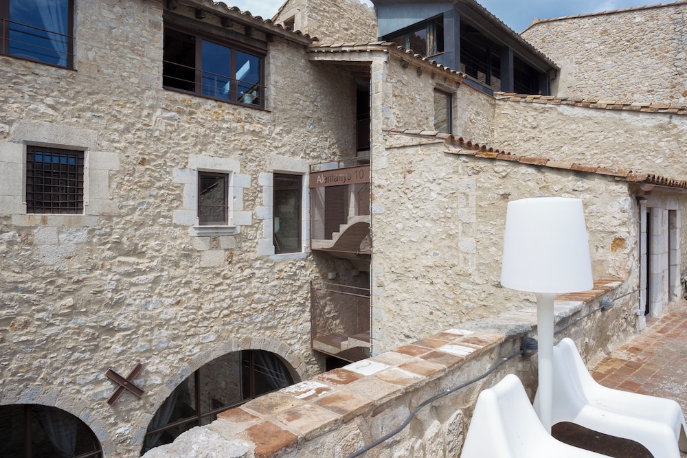 

Roma - Girona - AS Palau dels Alemanys Suites Boutique Monument