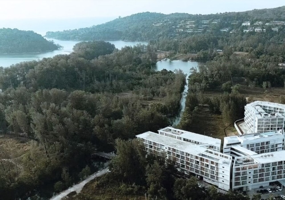 

Torino - Kamala Beach - Laya Resort Phuket Island