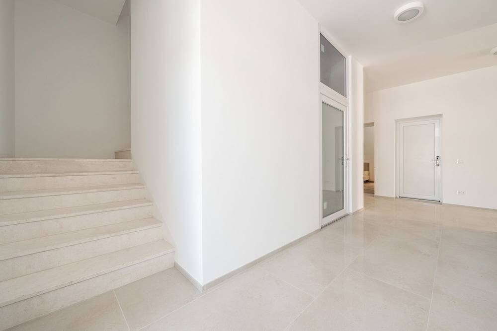

Napoli - Porto Istana - Olbia Rooms