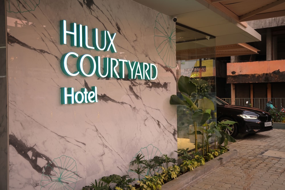 

Roma - Palakkad - Hilux Courtyard