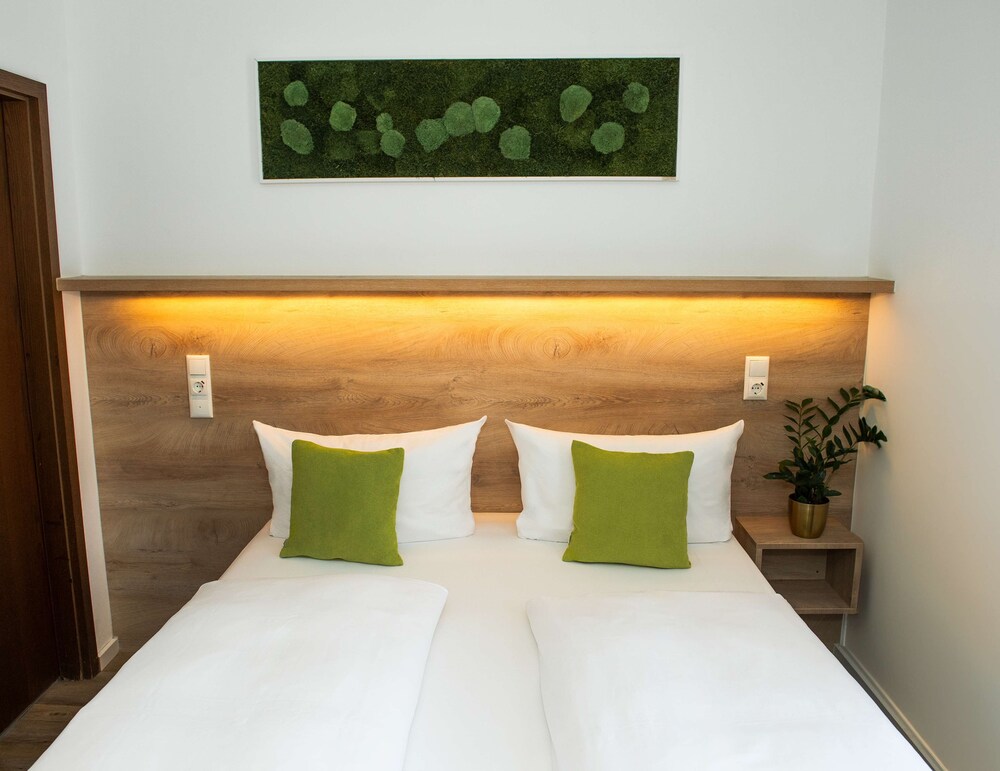 

Milano - Oberhaching - Hotel Perlach Allee by Blattl