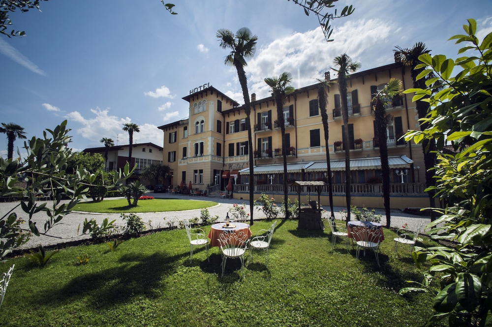 

Napoli - Gargnano - Hotel Maderno