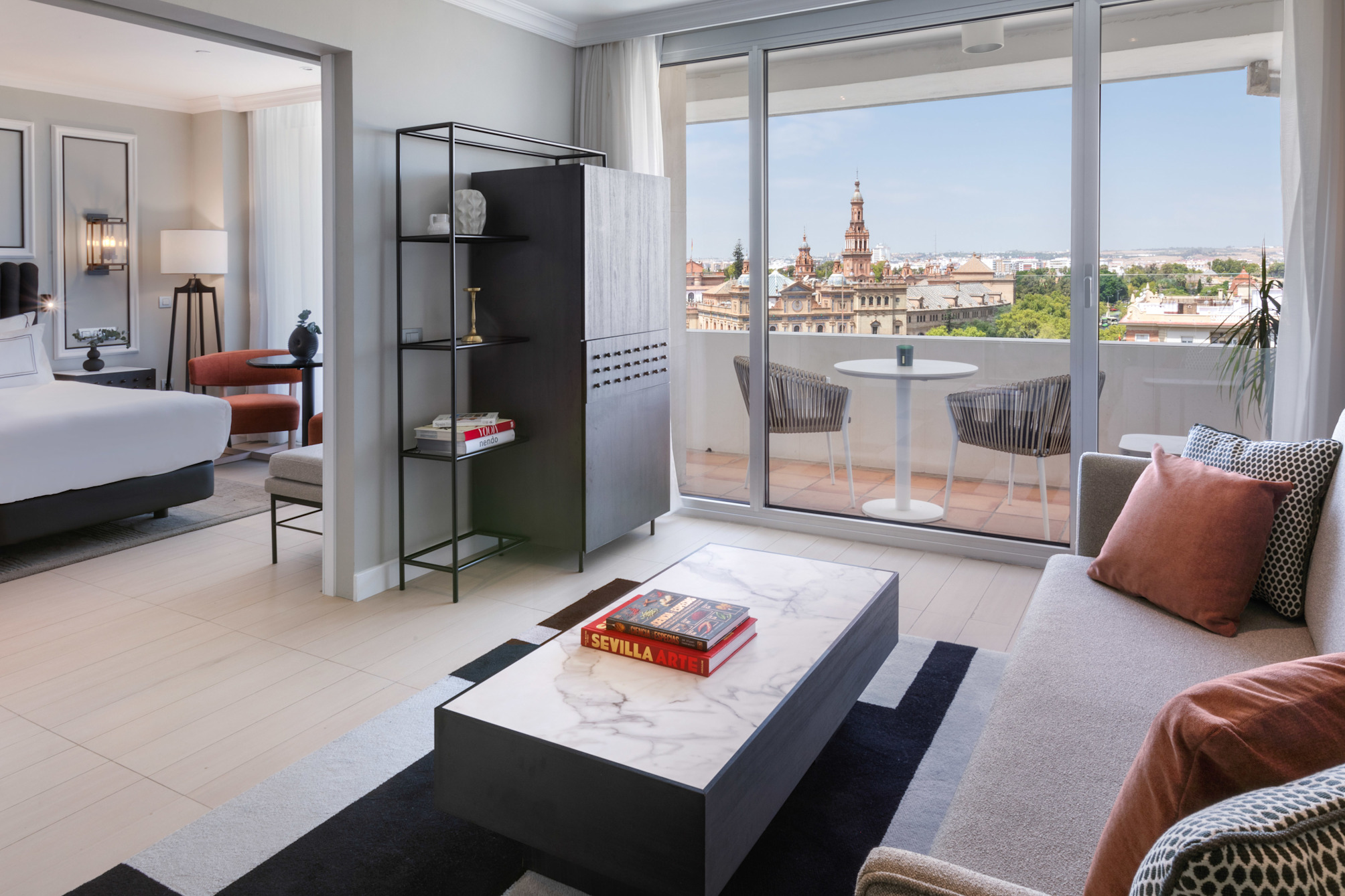 Suite, junior, level
