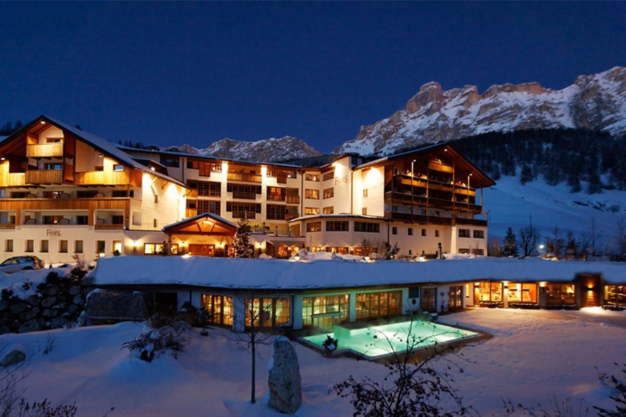 

Milano - Corvara in Badia - Hotel Fanes