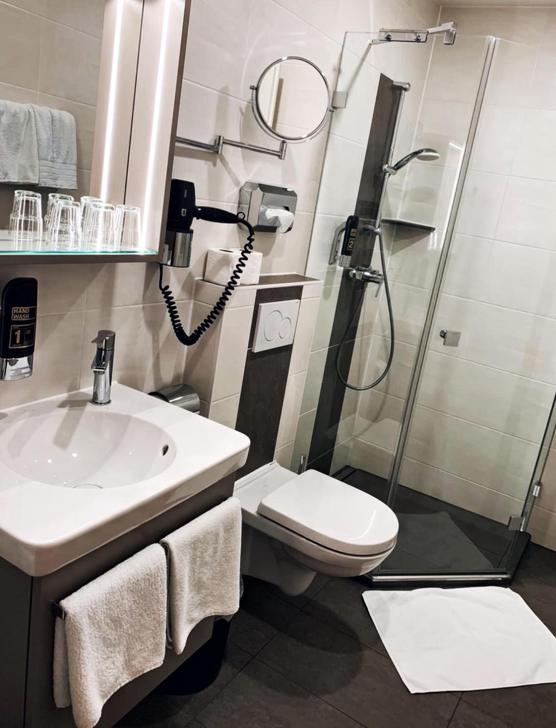 

Milano - Germering - Hotel Paintner