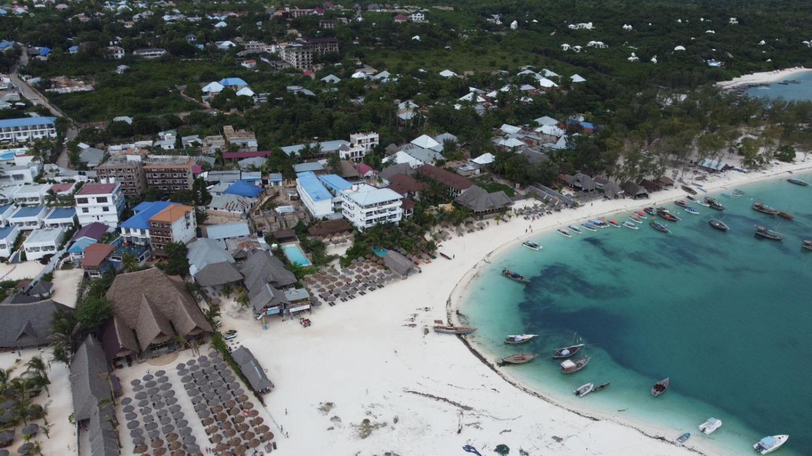 

Firenze - Nungwi, Zanzibar - SunSeaBar Beach Resort