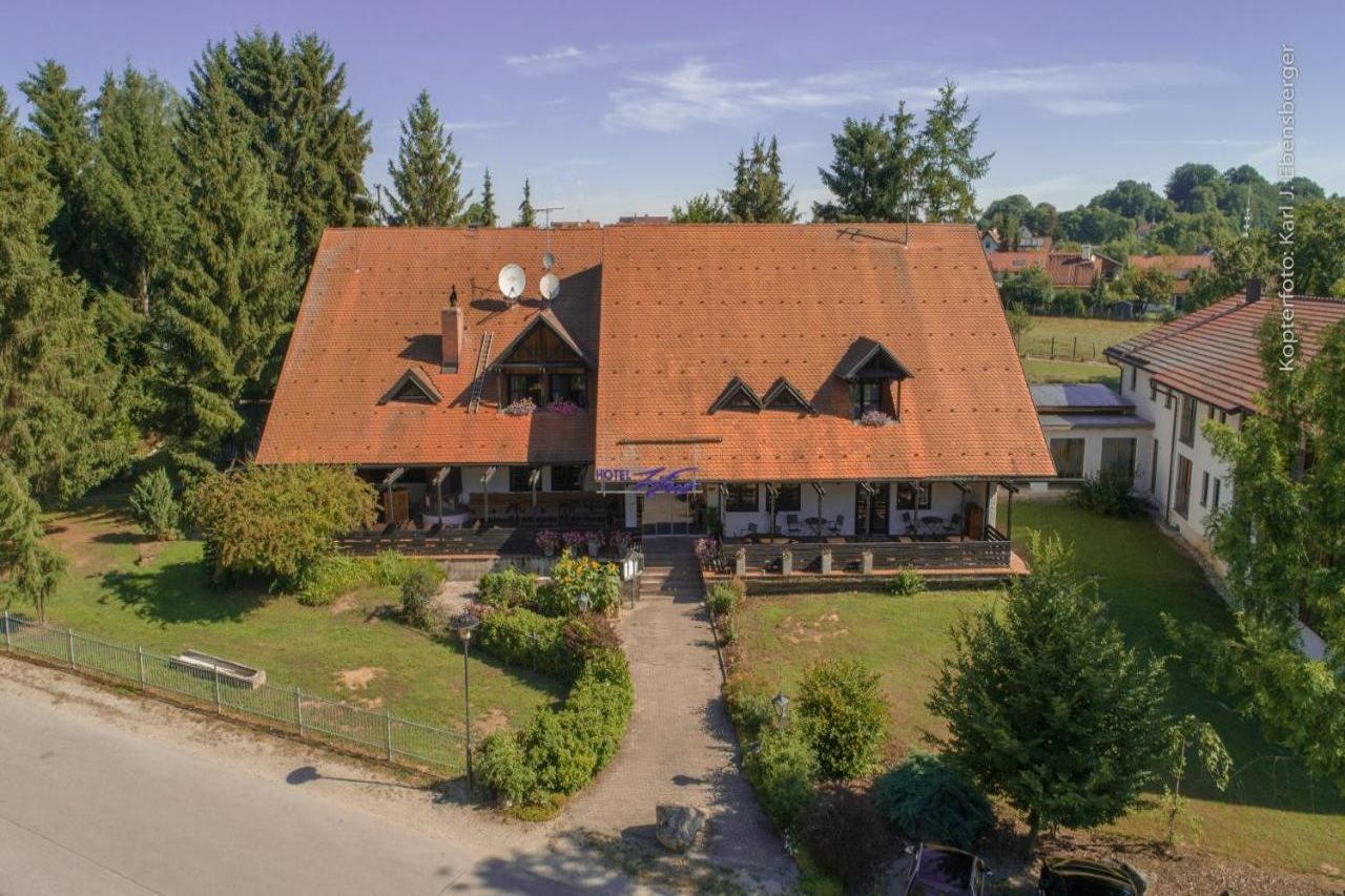 

Milano - Freising - Hotel Zum Forst