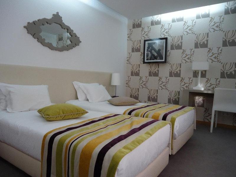 

Milano - Penafiel - Paredes Design Hotel