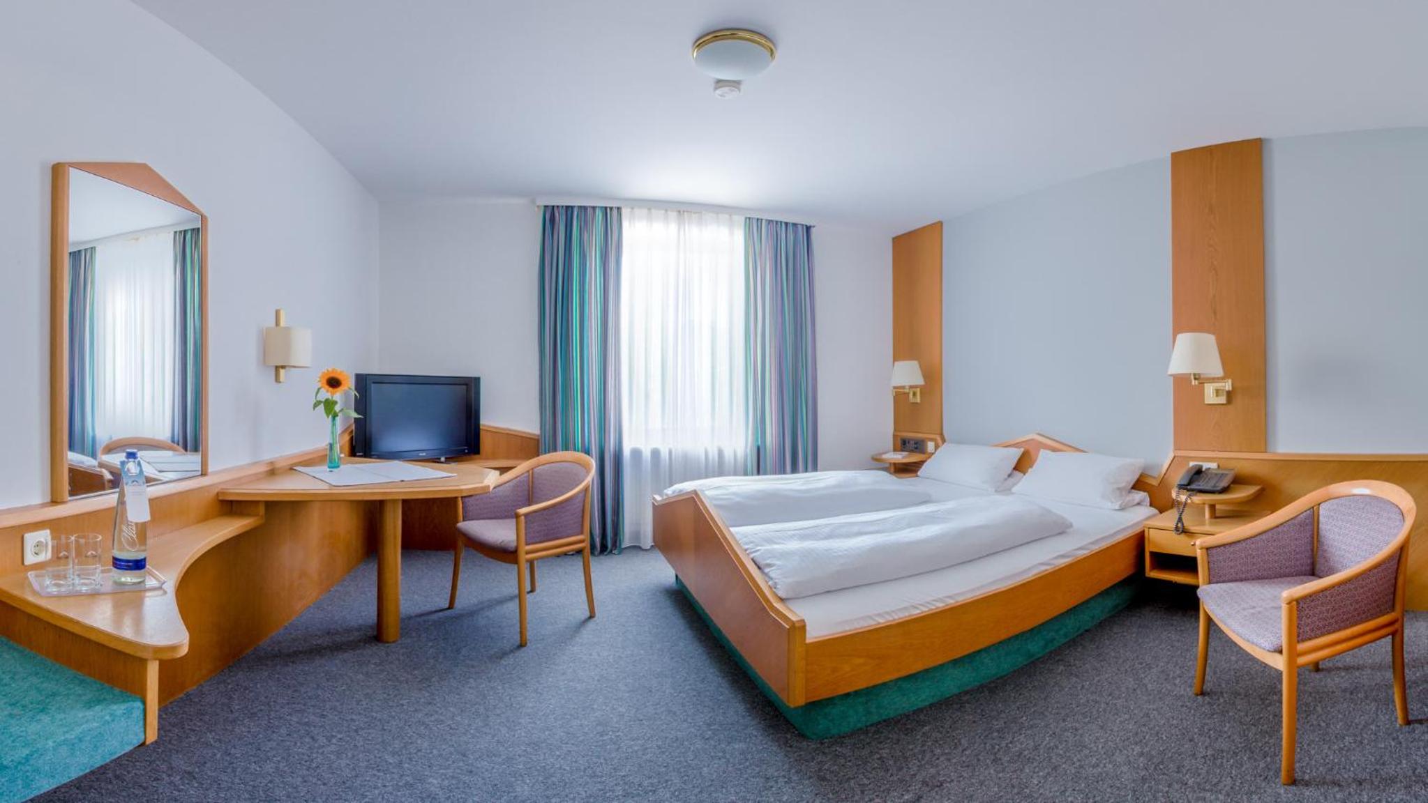 

Milano - Germering - Hotel Parsberg