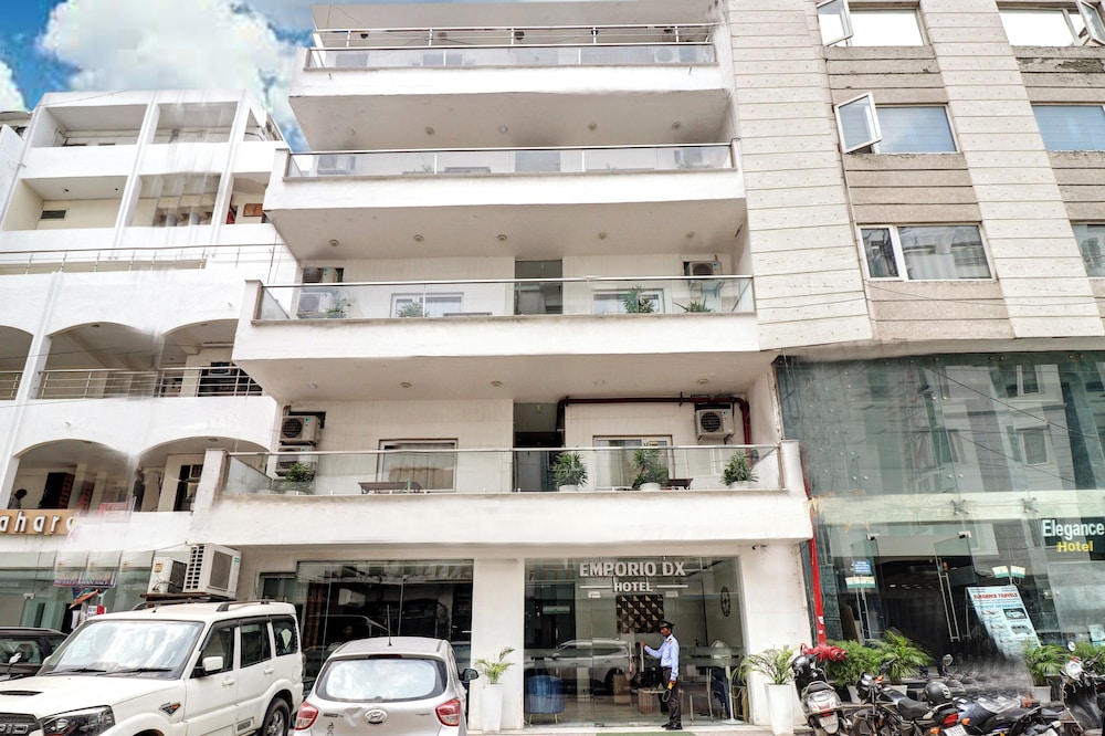 

Roma - New Delhi - Hotel Emporio Dx - New Delhi Railway Station - Paharganj