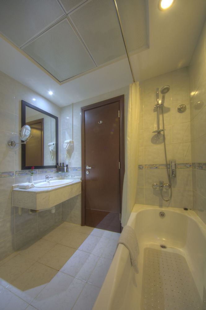 

Trieste - Dubai - Fortune Pearl Hotel