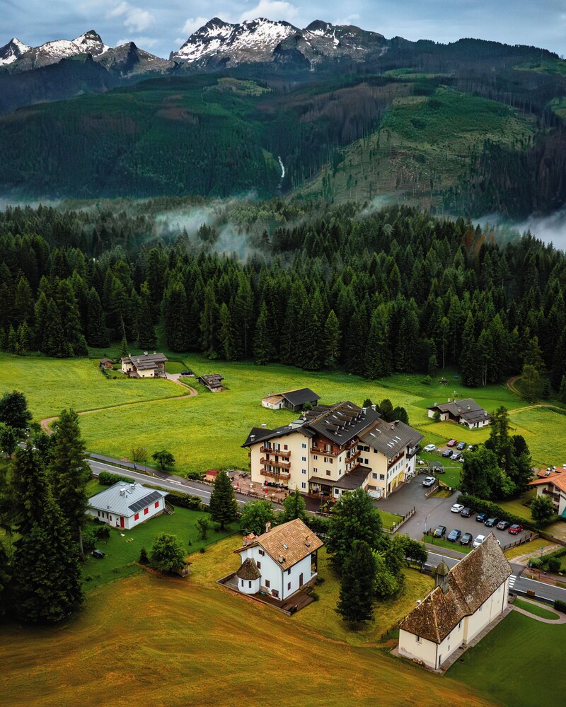 

Bologna - Val di Fassa, Montagna Italia - Hotel Bellamonte
