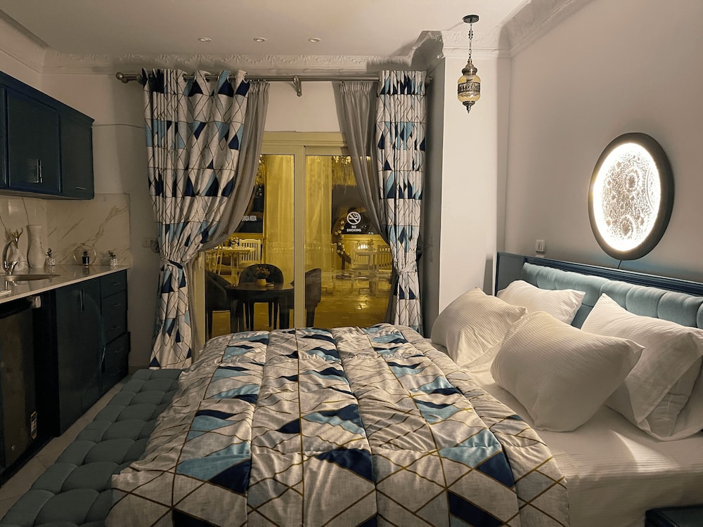 Bologna - Giza - Danda Moon Pyramids Hotel