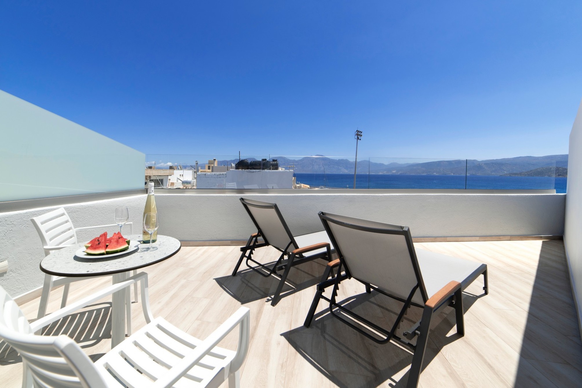 

Bari - Agios Nikolaos, Creta - Naiades Marina Hotel