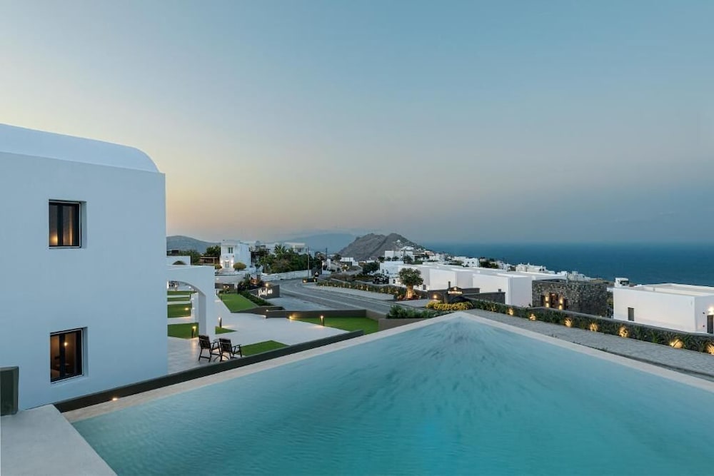 

Napoli - Fira - Pearl Inn Hotel by Pearl Hotel Collection