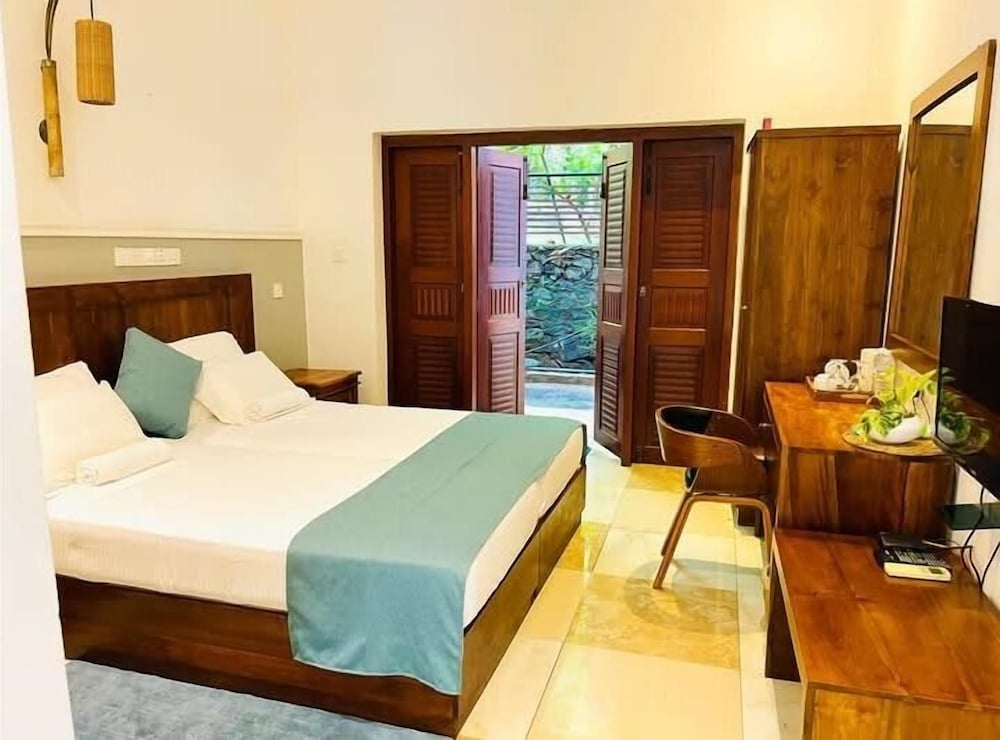 

Roma - Matara - Grand Rockland Hotel