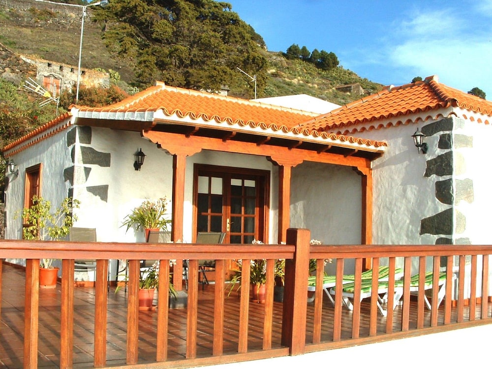 

Milano - Fuencaliente de la Palma - Casa los Viñedos