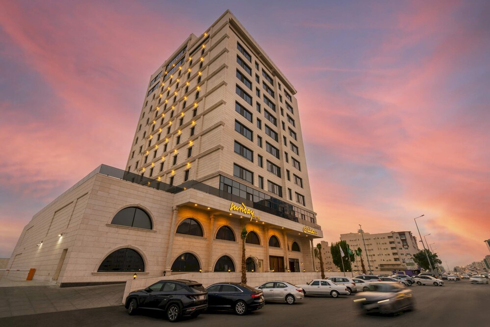 

Roma - Jeddah - Sunday Jeddah Hotel