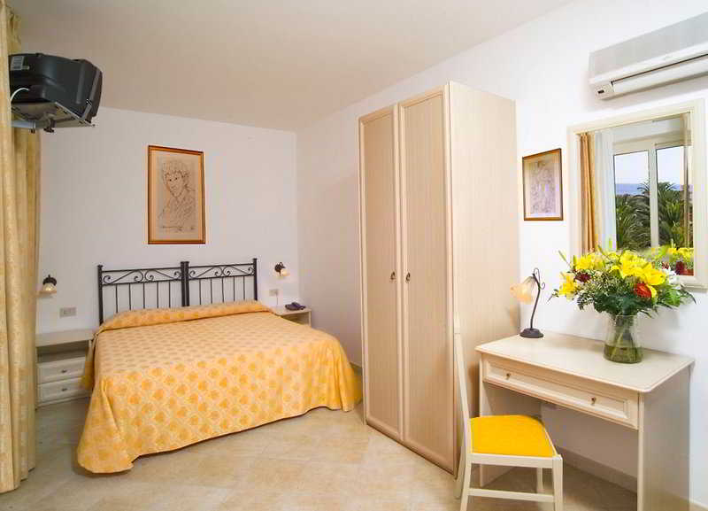 

Milano - Santa Teresa di Riva - Hotel Sylesia