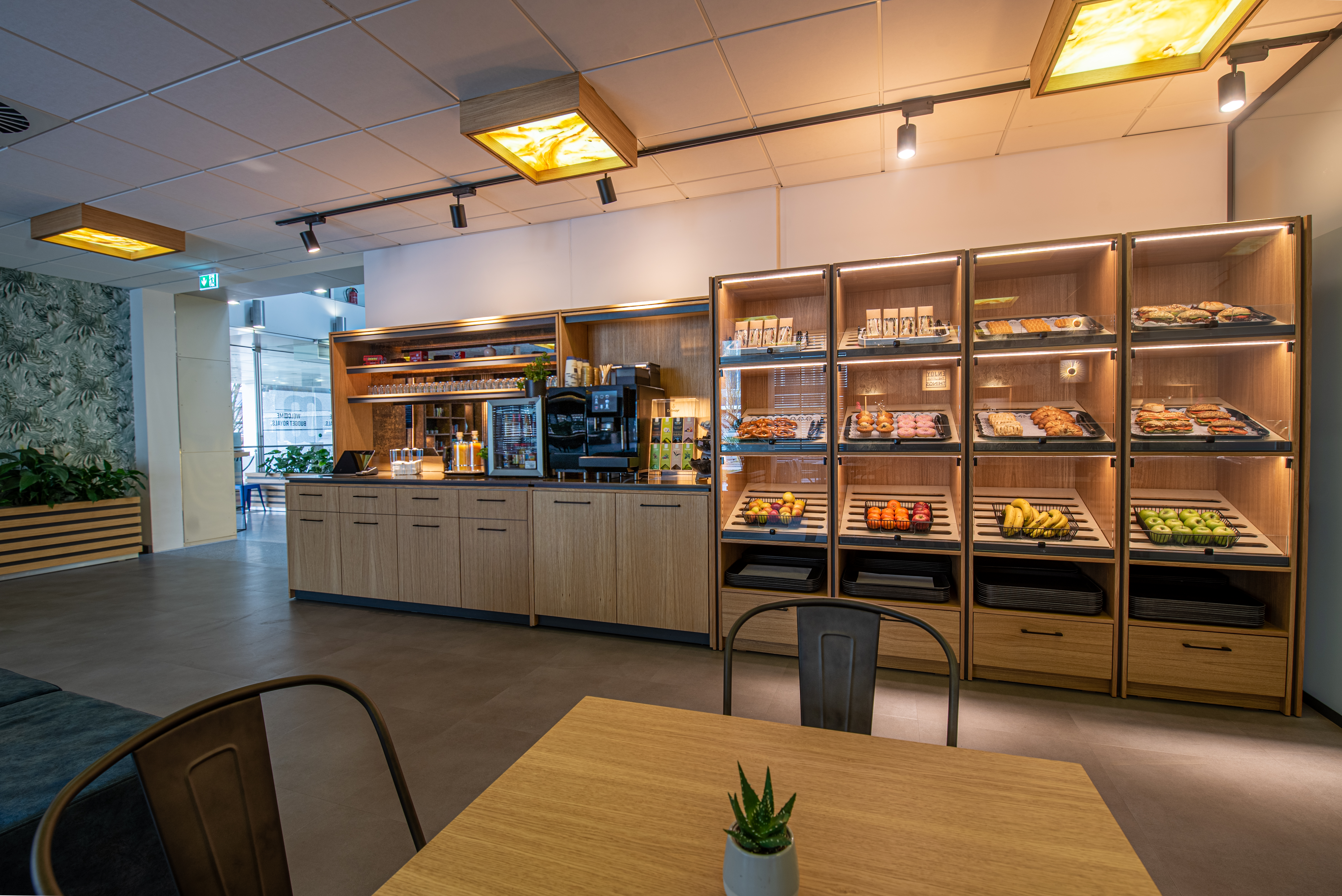 

Bari - Hallbergmoos - my MINGA Airport serviced Apartments