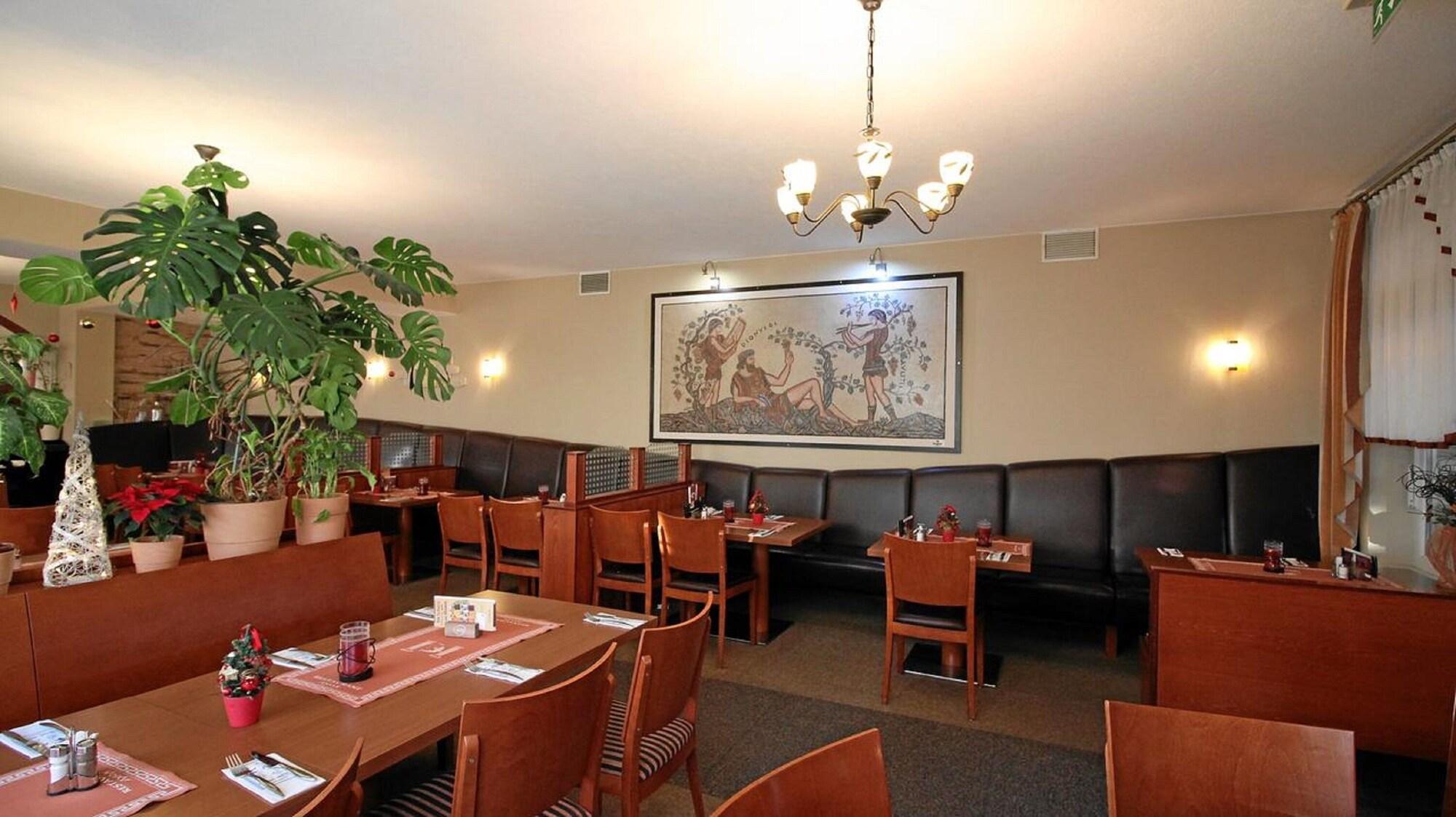 

Napoli - Basilea - Hotel-Restaurant Axion