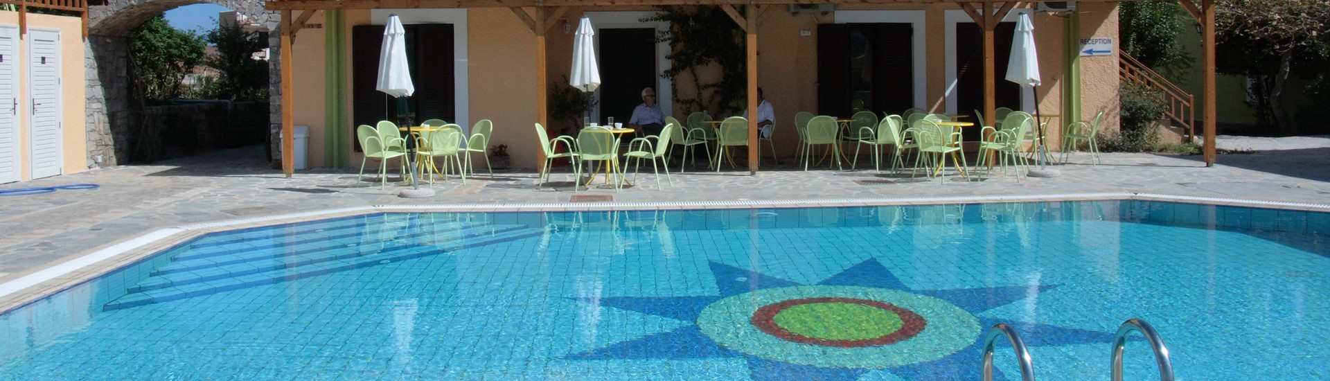 

Genova - Agia Pelagia - Creta - Perla Apartments