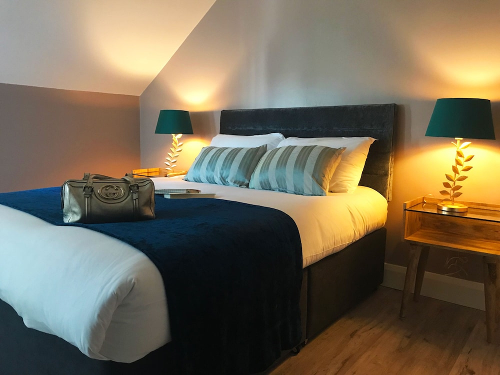 

Milano - Belfast - Titanic Guest Boutique, 4-Star Accommodation