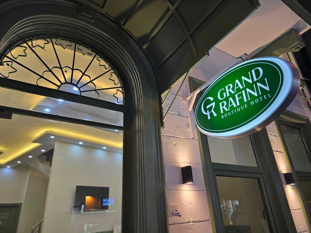 

Brindisi - Istanbul - Grand Rafinn Hotel
