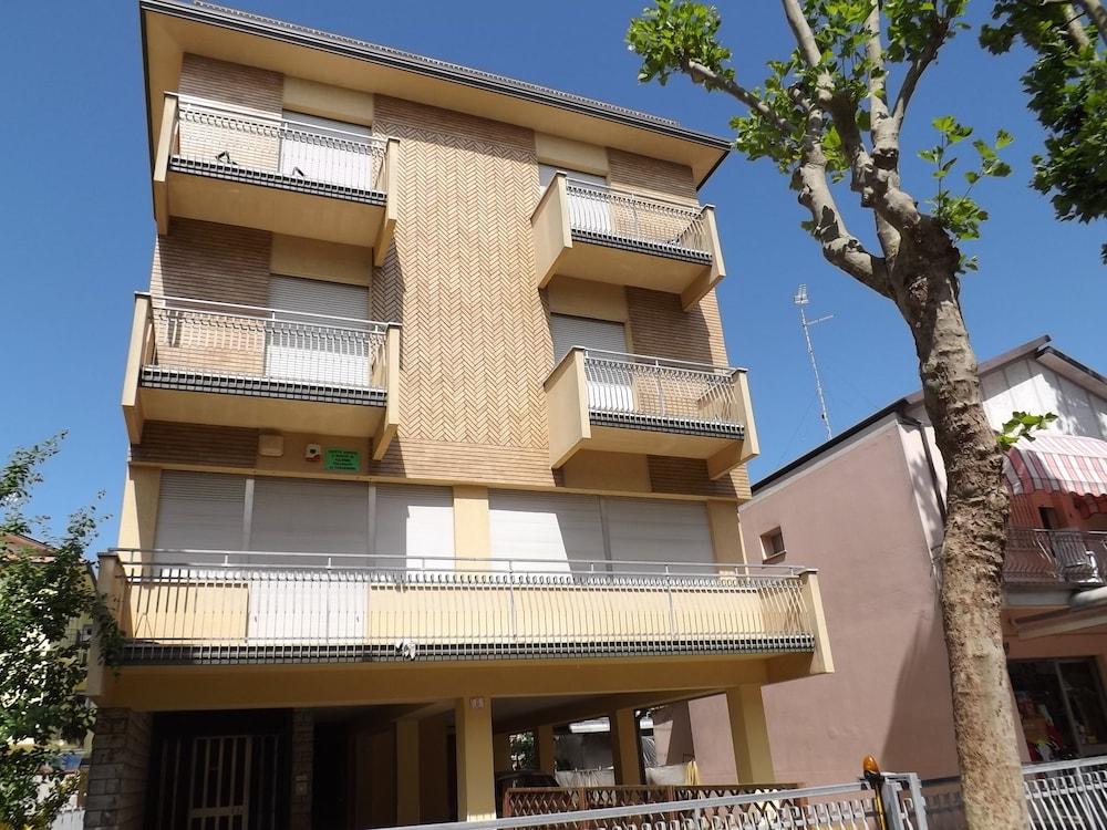 

Milano - Cesenatico - Hotel Desiree