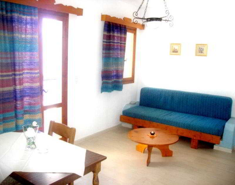 

Milano - Elounda - Mantraki Hotel Apartments