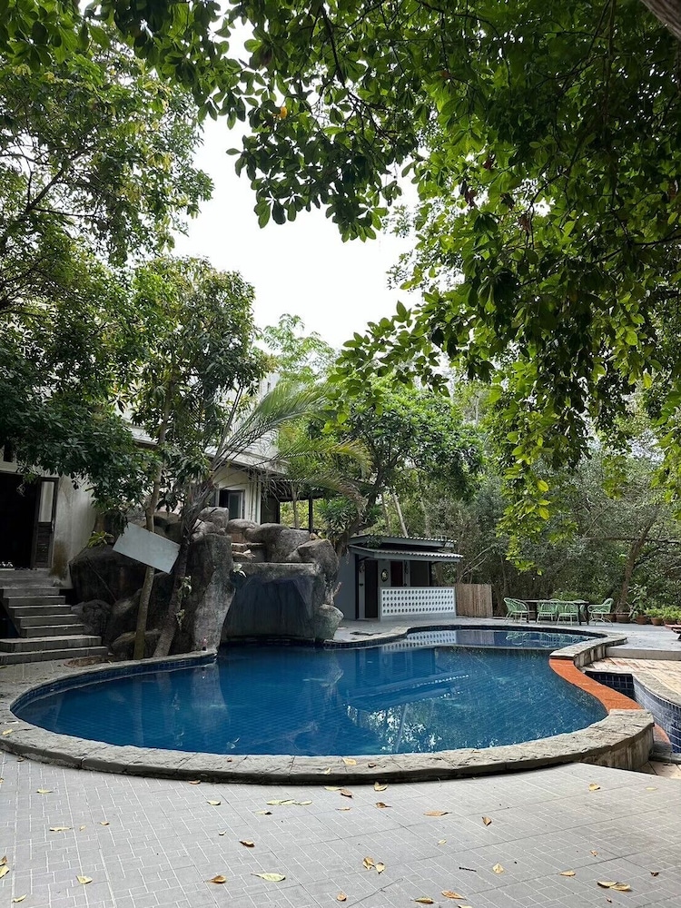 

Roma - Koh Phangan - Baan Busaba Hotel
