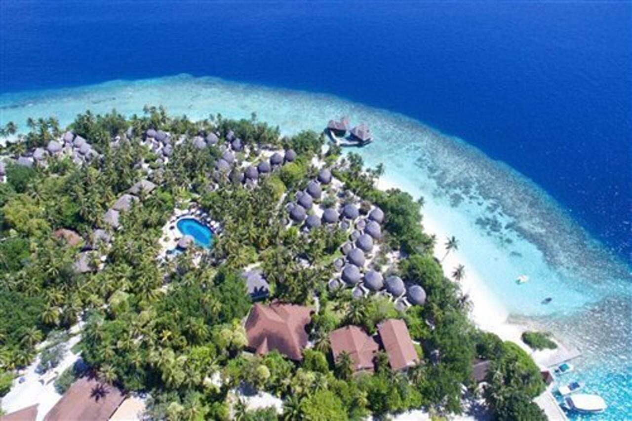 

Milano - Giraavaru - Bandos Maldives CACHE transfer included